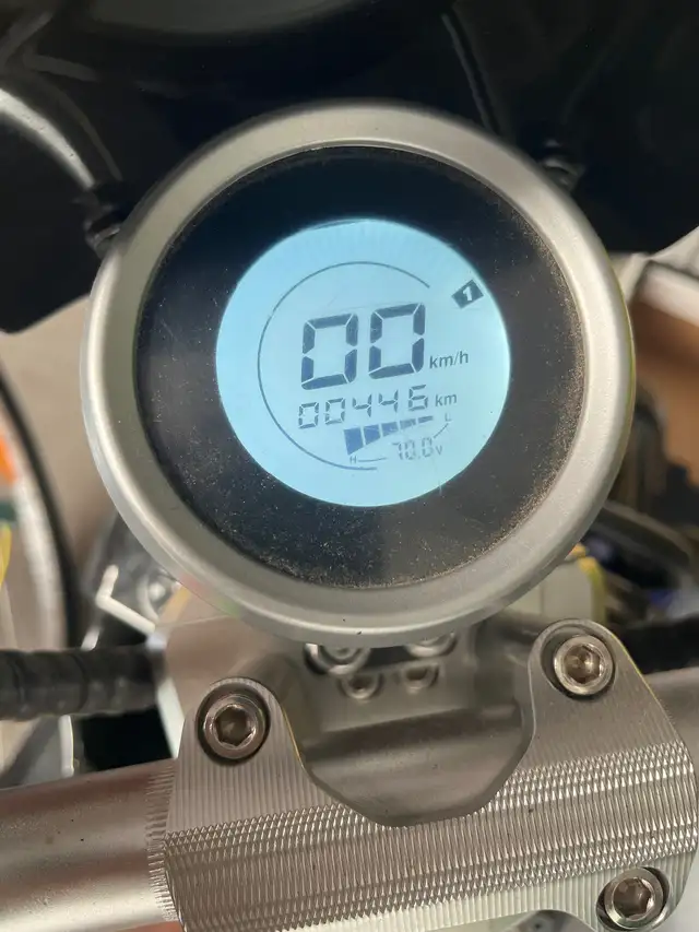 Emmo Monster in eBike in Hamilton - Image 7