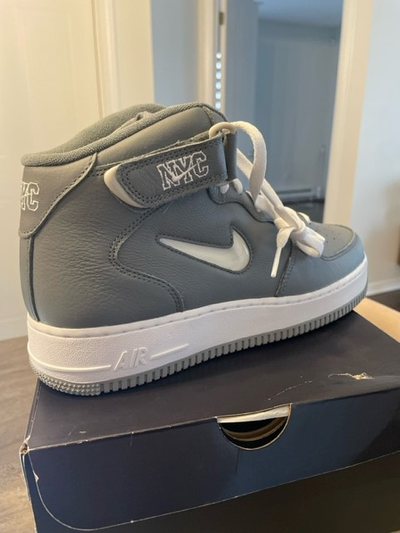 NIKE AIR FORCE 1 MID QS, View more