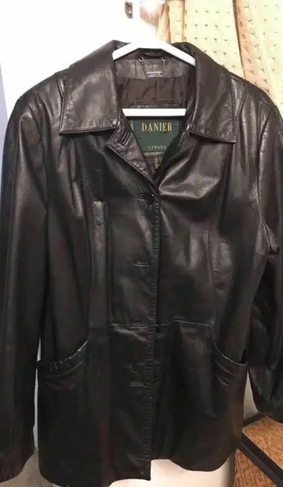 Genuine Leather Jacket (DANIER) Size Medium, View more