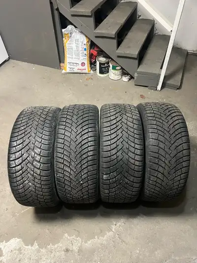 Brand new, used only for 1 week. Nothing wrong with the tires. No repairs no cuts. These are all wea...