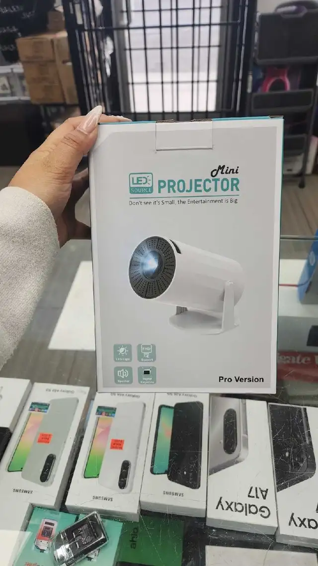 Mini LED Projector 64840225272577120