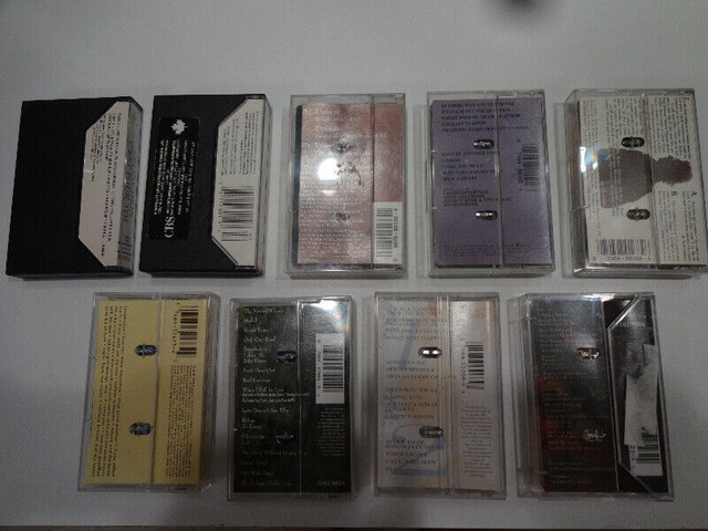 celine dion cassettes 4 track lot de 7 dans Art et objets de collection  à Longueuil/Rive Sud - Image 2