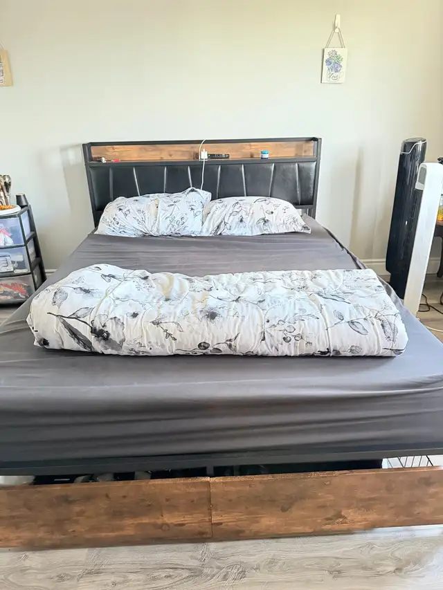 Bed frame and mattress  in Beds & Mattresses in Kitchener / Waterloo - Image 4