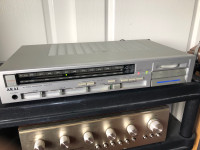 Akai Stéréo Receiver Model AA-A1