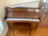 Yamaha piano 1978