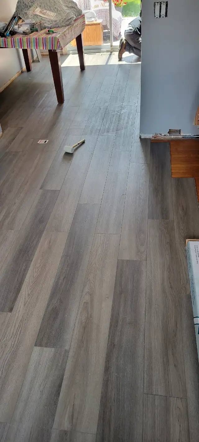 Professional Vinyl flooring installation 63284942736385122