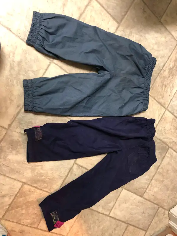 Splash pants in Clothing - 2T in Kitchener / Waterloo - Image 3
