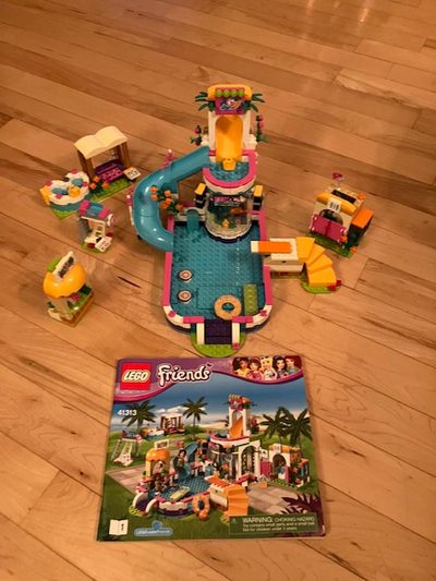 Lego - La piscine de Heartlake City, View more