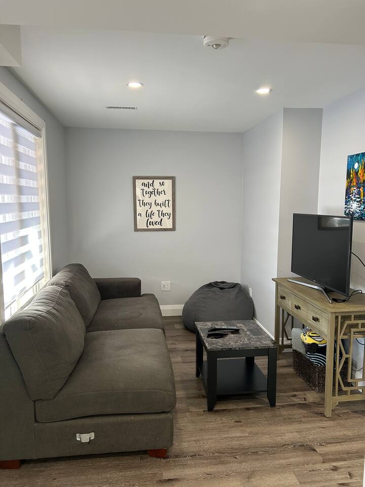 2 Bedroom 1 bath Walk Out Basement Apartment 1