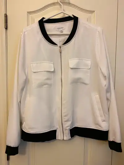 Like New size XL Calvin Klein white & black spring jacket, View more