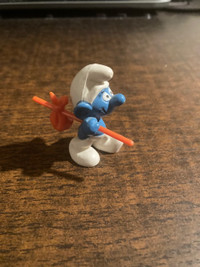 Smurfs 2.0088 Traveler Smurf (short stick) Bully (1975)