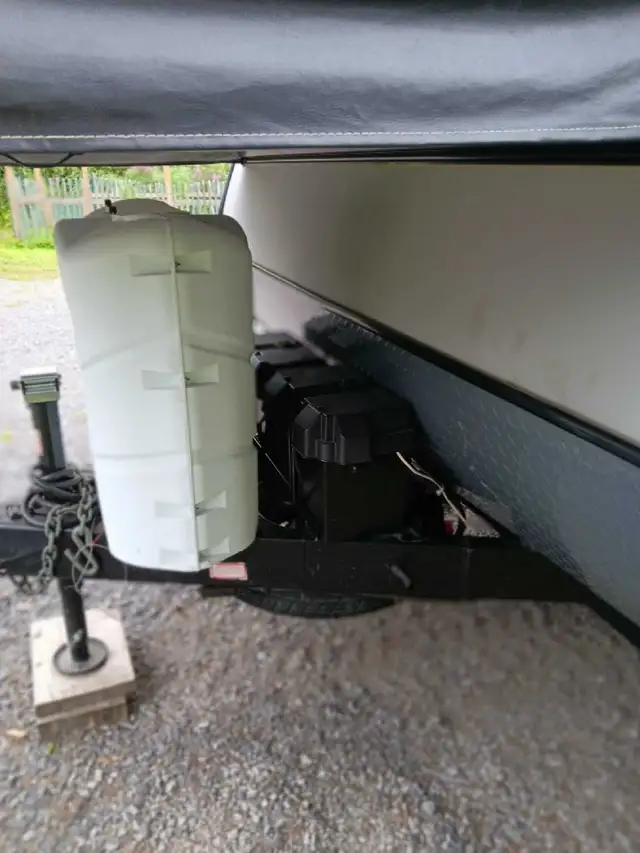 2015 Jayco Feather Ultra Lite in Travel Trailers & Campers in Trenton - Image 11