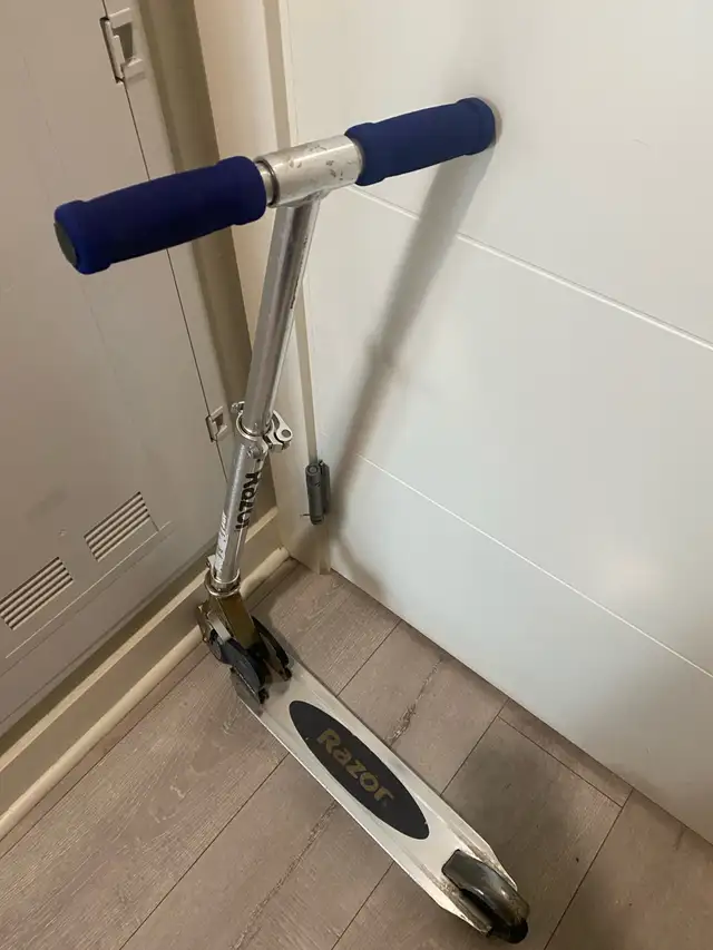Razor Kick Scooter – Foldable Aluminum Scooter 