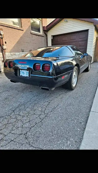 Reposted due to no show 1993 40th anniversary corvette Automatic No time to enjoy Turn key car Comes...