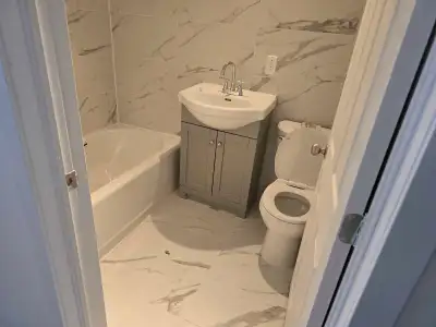 une grand logement à louer 3 1/2, View more