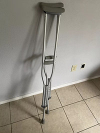 Crutches 5 ft 10 and above adjustable