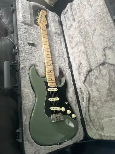 American Fender Stratocaster Professional, View more