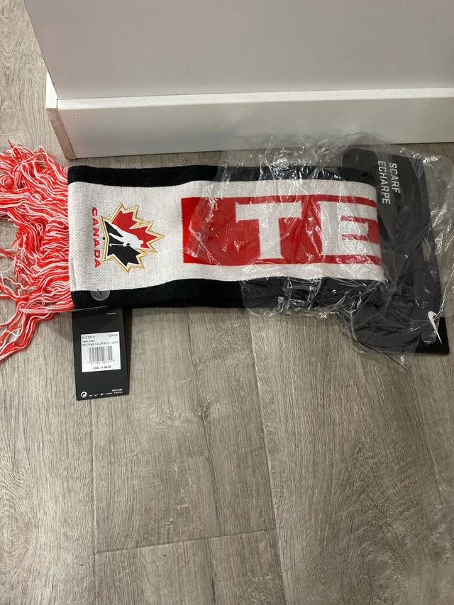 Team Canada Scarf in Kids & Youth in Lethbridge
