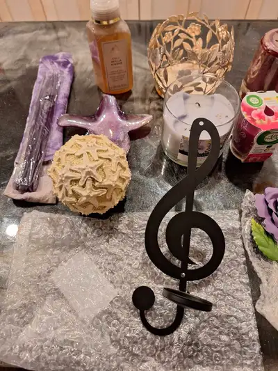 Incense approximately 20 - new and tie dye bag New Music note candle wall holder New Purple flower c...