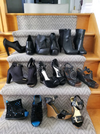 Womens shoe clear out. Mostly sizes 7 to 6 1/2.