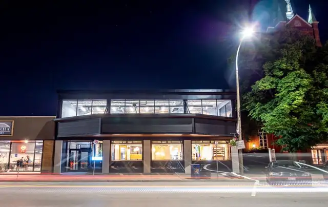 Single Private Office For Lease near St. Paul & Geneva