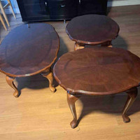 3 pc Coffee & end table set