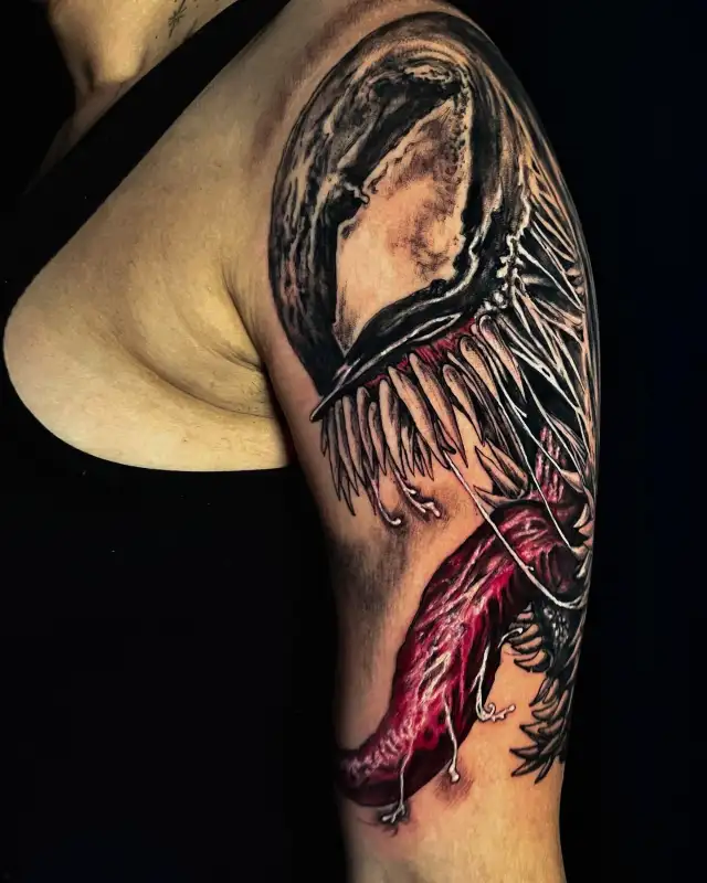 Tattoo Artist62863244433282122