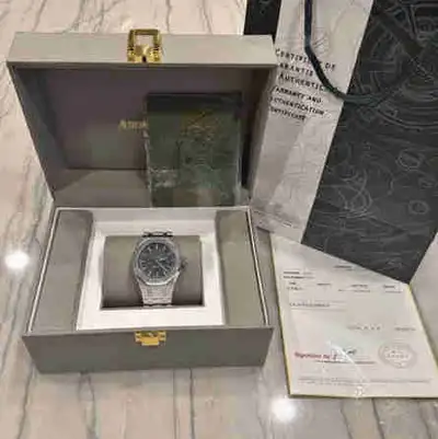 Montre luxueuse/ luxury watch, View more