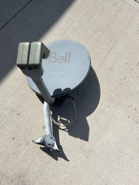Satellite Dish w dual LNB