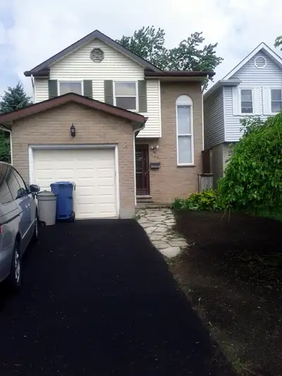 Furnished Student Rental 12 Month Lease starting September Mixed Gender accommodation Graduate or 3r...