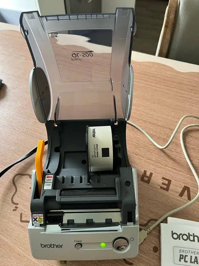 imprimante d’étiquette Brother PTouch QL-500 in Printers, Scanners & Fax in Longueuil / South Shore - Image 3