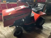 Tracteur à pelouse