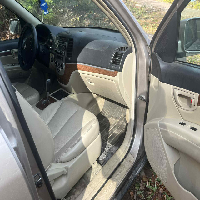 2007 Hyundai Santa Fe GL Prem V6 w/Lth & Sunroof – (AS-IS) - OBO in Cars & Trucks in Kawartha Lakes - Image 4