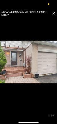 HAMILTON, ON - Freehold Townhouse Right off the Highway!