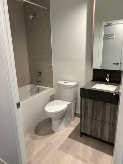 Brand new condo at Steeles and islington. Has all features SXSW building