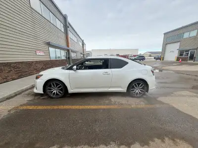 2015 Toyota Scion tC. Very clean and well maintained, no issues fairly Low milage for its year. Manu...