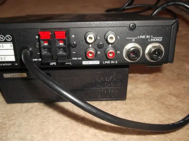 Roland SRA-50 Stereo Power Amplifier in General Electronics in Markham / York Region - Image 3