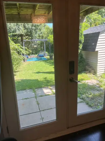 Bright Walk-Out Basement Suite – Brant Hills, Burlington