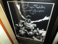 Leon Spinks Signed & Framed 16x20 Photo Muhammad Ali Frameworth