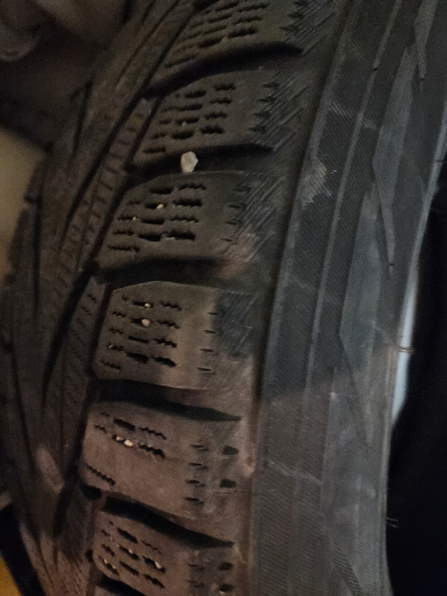 Hakkapeliitta (Nokian) R2 SUV Winter tires in Tires & Rims in Calgary