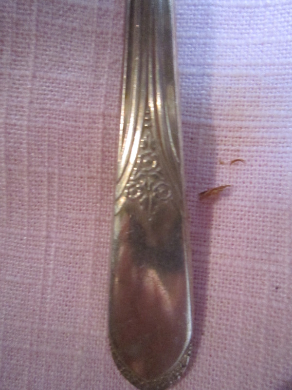 MARY LOU/DEVONSHIRE silverware set, Service for 6 in Arts & Collectibles in Portage la Prairie