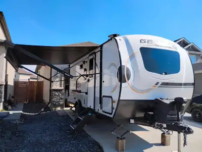 I'm selling a pristine 2022 Geo Pro 20BHS by Rockwood ,travel trailer, perfect for adventurers! This...
