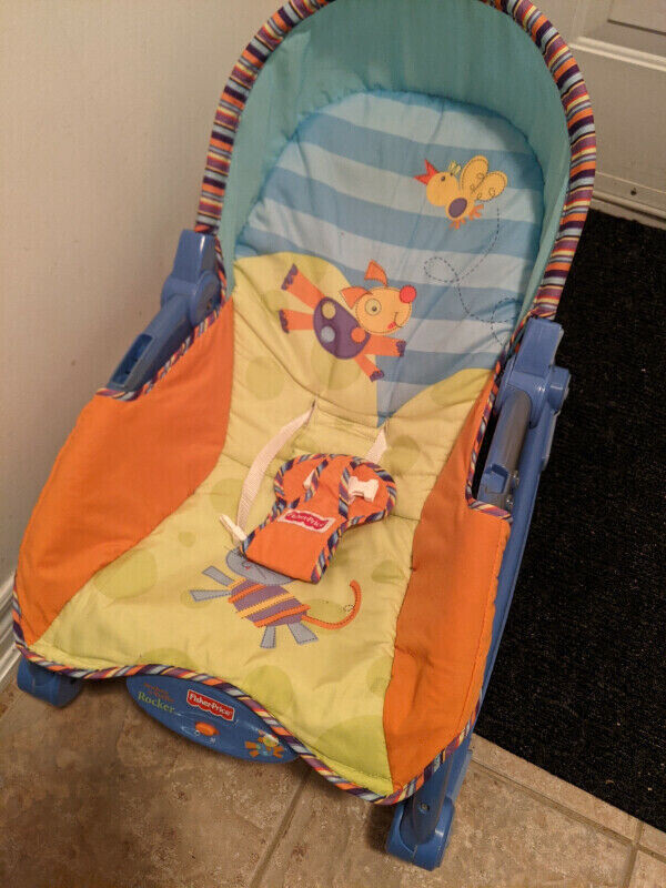 Baby rocking chair, bathtub, slide toy in Playpens, Swings & Saucers in Markham / York Region - Image 2