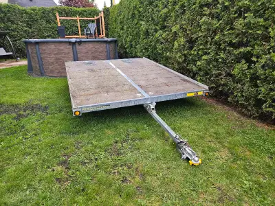 Model g1011. Remorque contant 8'5"large et 11' de longeur dompteur Motoneige double ou quad En galva...