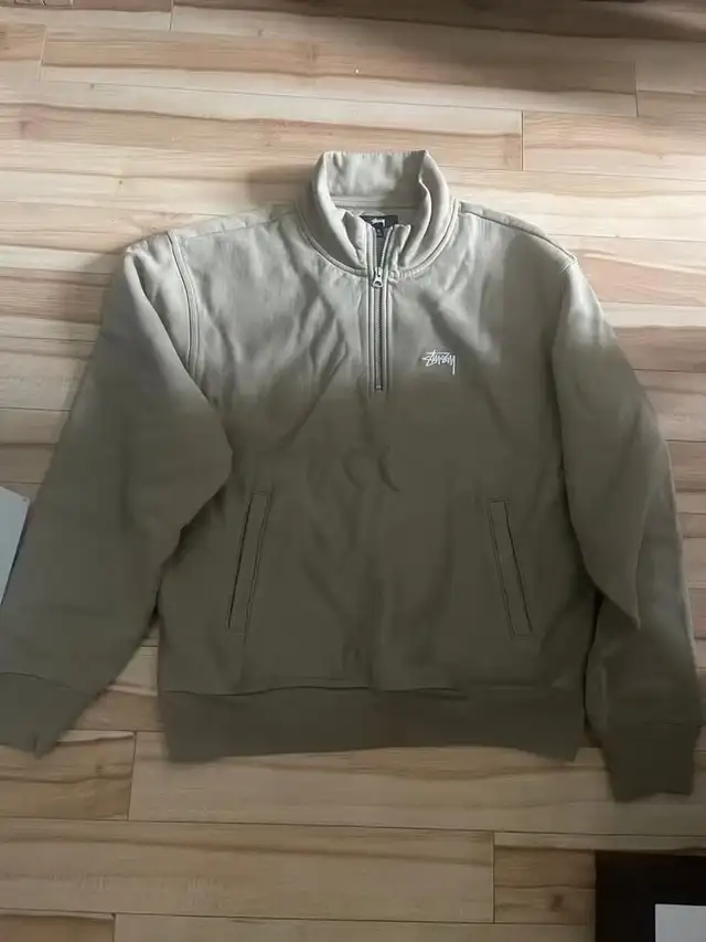 pull stussy homme neuf in Men's in Québec City - Image 2