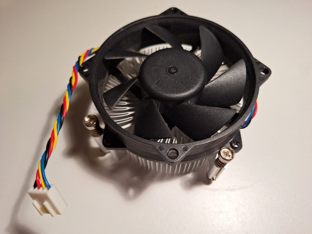 CPU Cooler &amp; Fan Combo For LGA 1150 Socket (2014) in Desktop Computers in Mississauga / Peel Region - Image 2