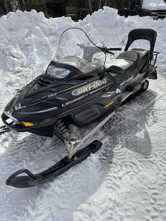 2004 Bombardier 380 Legend GT in Snowmobiles in St. John's - Image 3