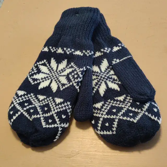 New Fleece Lined Mittens