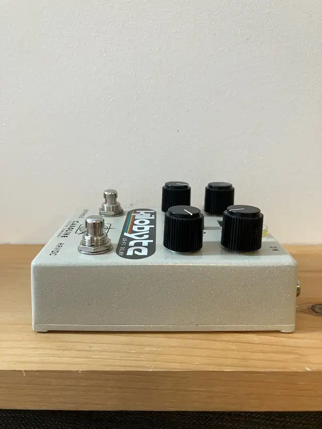 Caroline Guitar Company Kilobyte Lo-Fi Delay Pedal in Amps & Pedals in City of Montréal - Image 7