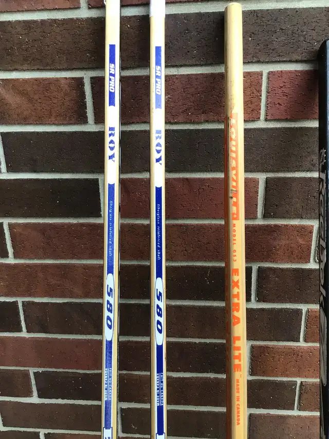 Brand New Old Stock Wood Goalie Sticks in Hockey in Windsor Region - Image 11